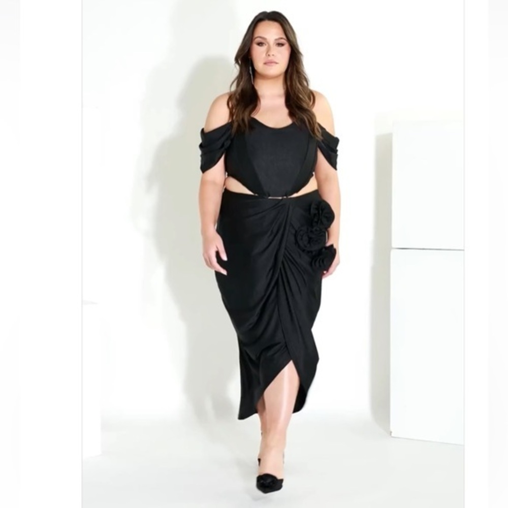 NWET CITY CHIC FLEUR BLACK SKIRT